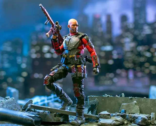is the new suicide squad game multiplayer