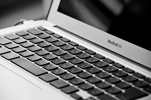 Can I Play Steam Games on MacBook Air?