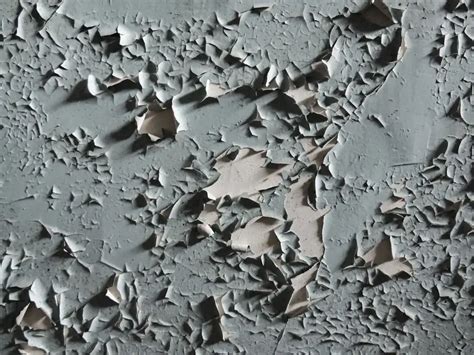 How Do You Paint Over Peeling Paint on Concrete: A Guide to Reviving Your Surfaces